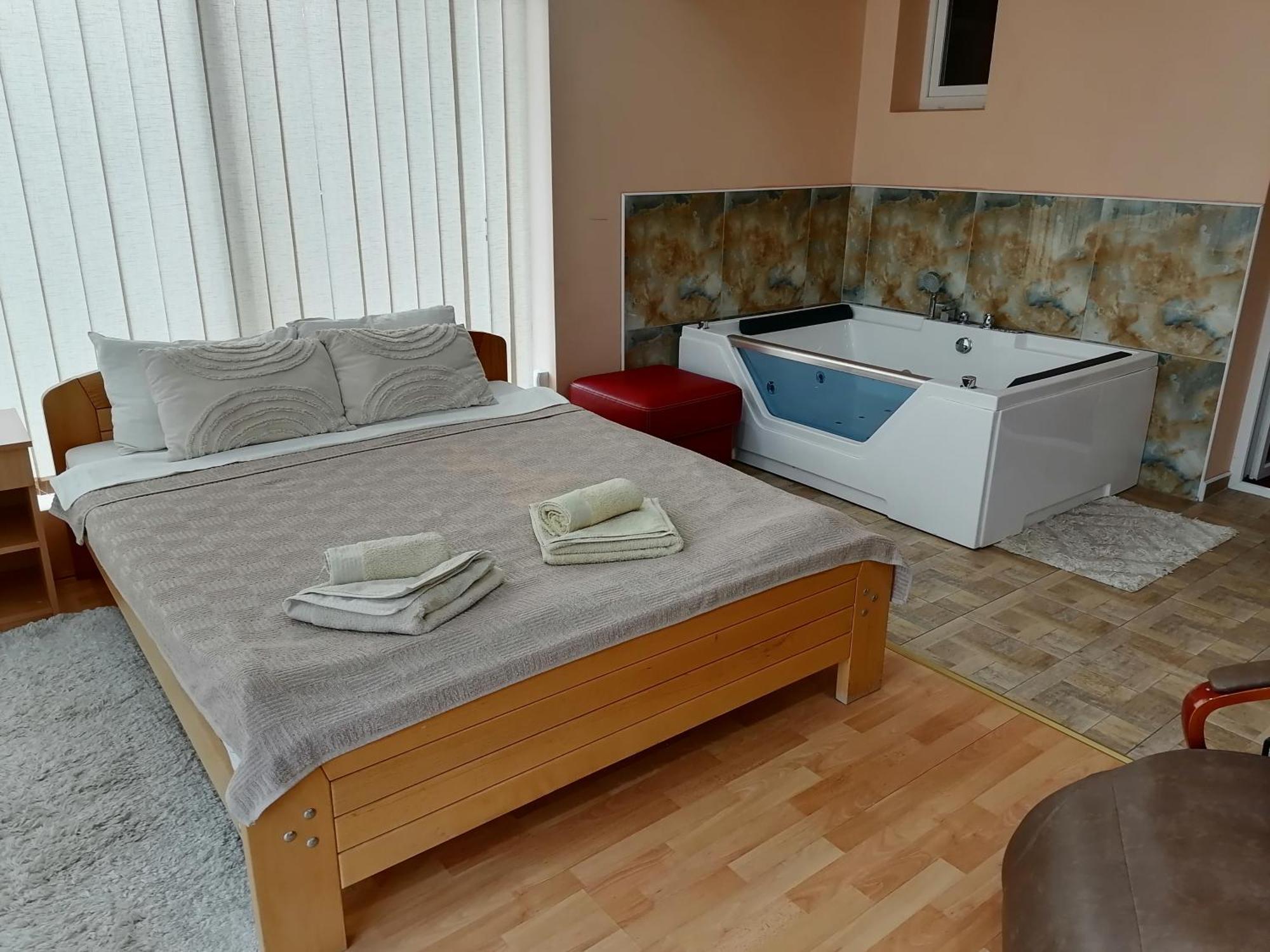 Hotel Talija Svilajnac Экстерьер фото