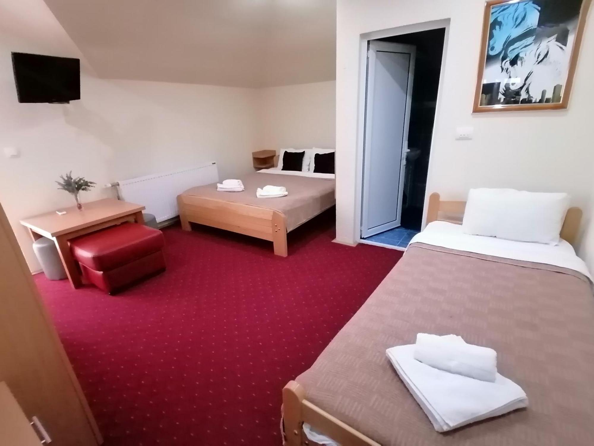 Hotel Talija Svilajnac Экстерьер фото