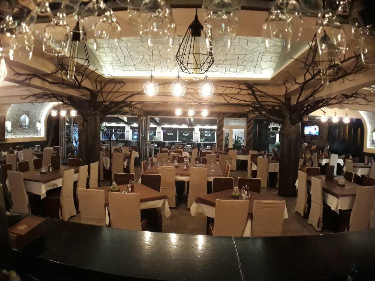 Hotel Talija Svilajnac Экстерьер фото